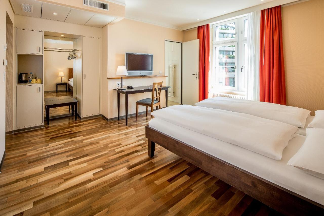 Hotel Schweizerhof Basel Eksteriør billede